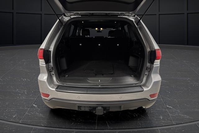 used 2021 Jeep Grand Cherokee car, priced at $21,380