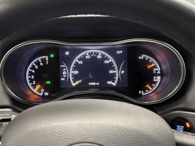 used 2021 Jeep Grand Cherokee car, priced at $21,380