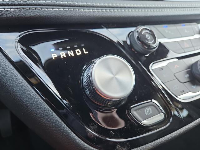 new 2026 Chrysler Pacifica car, priced at $43,247