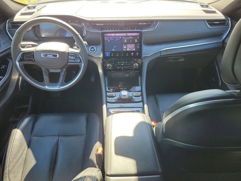 used 2023 Jeep Grand Cherokee car, priced at $35,489