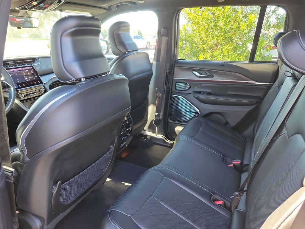 used 2023 Jeep Grand Cherokee car, priced at $35,489