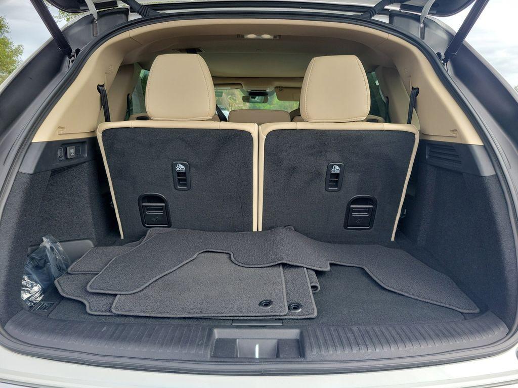used 2025 Acura MDX car, priced at $47,000
