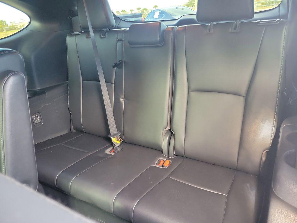 used 2021 Toyota Highlander car, priced at $25,888