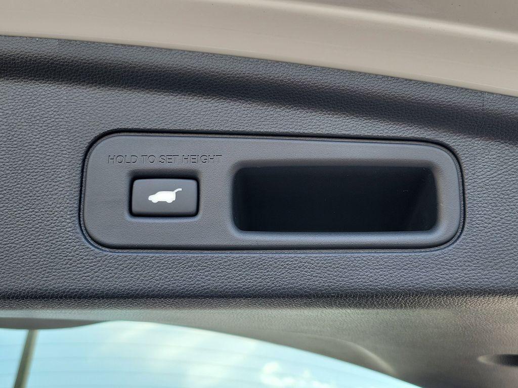 new 2026 Acura MDX car, priced at $53,750