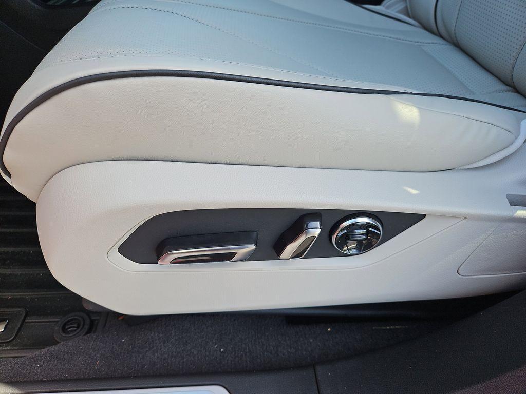 new 2026 Acura RDX car, priced at $54,900