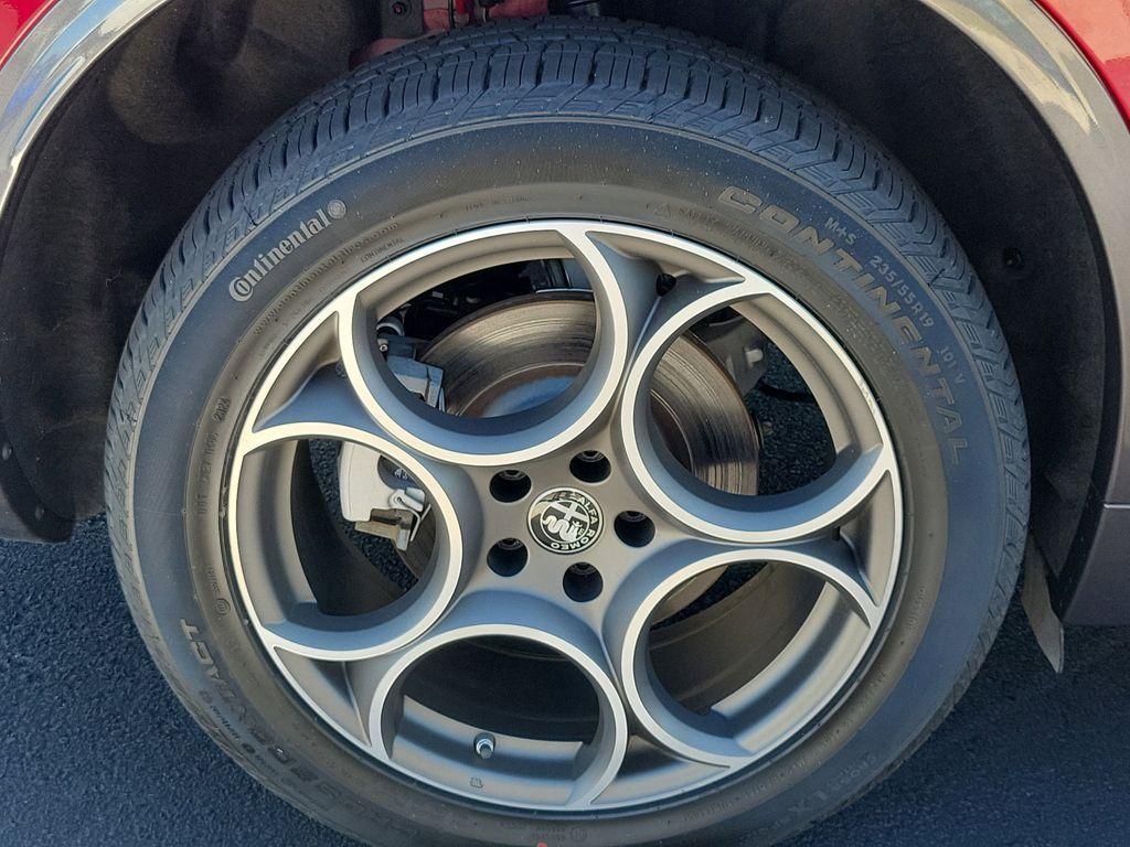 used 2024 Alfa Romeo Stelvio car, priced at $31,900