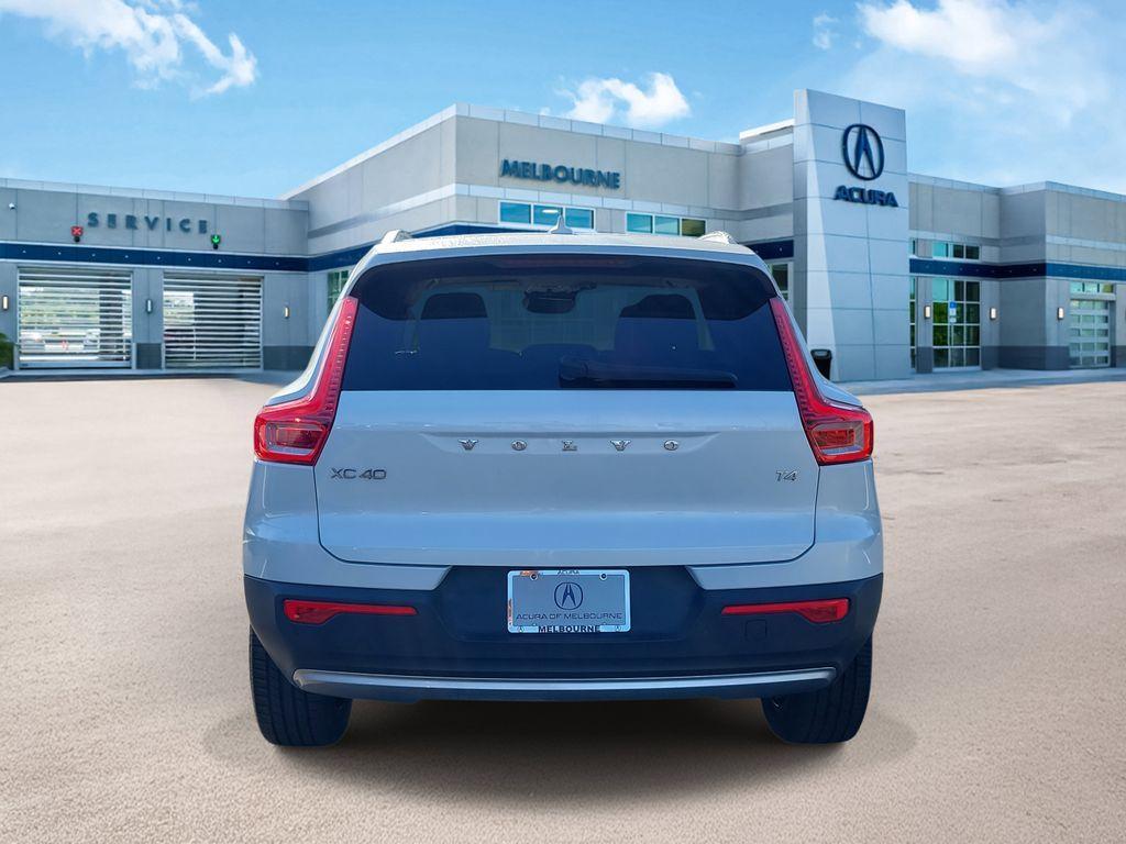 used 2022 Volvo XC40 car, priced at $23,187