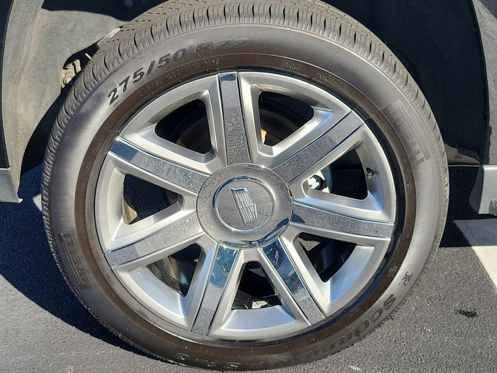used 2019 Cadillac Escalade ESV car, priced at $24,998