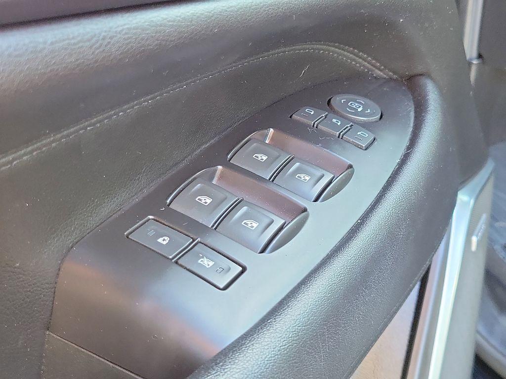 used 2019 Cadillac Escalade ESV car, priced at $24,998