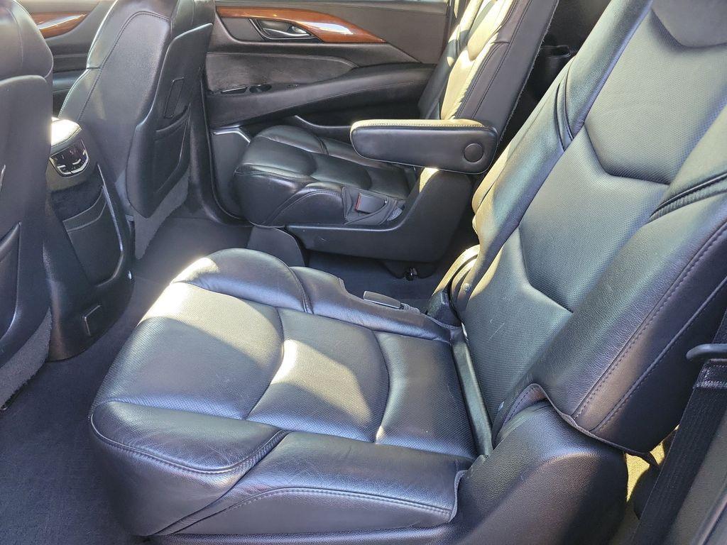 used 2019 Cadillac Escalade ESV car, priced at $24,998