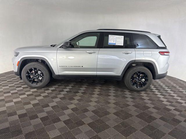 used 2025 Jeep Grand Cherokee car, priced at $33,488