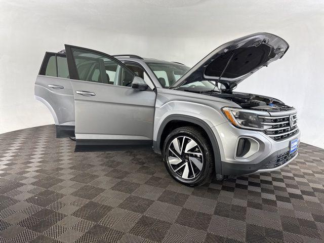 used 2024 Volkswagen Atlas car, priced at $29,800