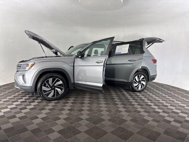 used 2024 Volkswagen Atlas car, priced at $29,800