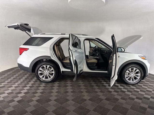 used 2023 Ford Explorer car, priced at $28,000