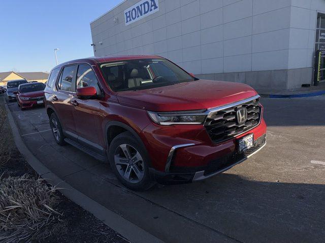 used 2024 Honda Pilot car, priced at $37,900