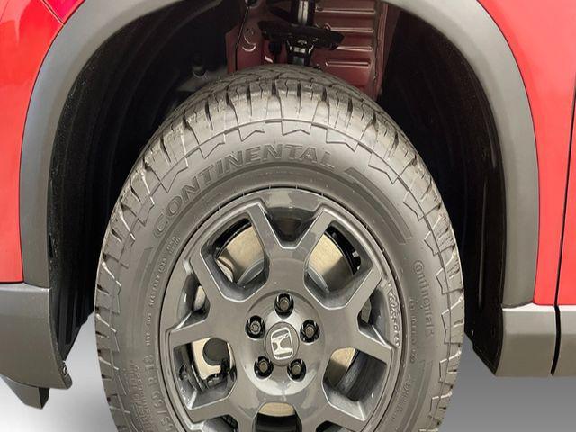 new 2025 Honda Pilot car, priced at $48,670