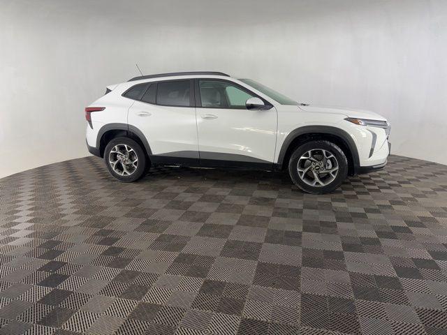 used 2025 Chevrolet Trax car, priced at $21,000