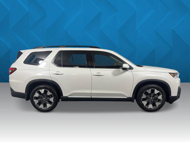 new 2026 Honda Pilot car, priced at $55,445