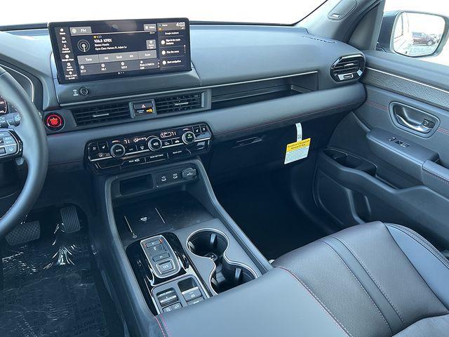 new 2026 Honda Pilot car, priced at $54,845