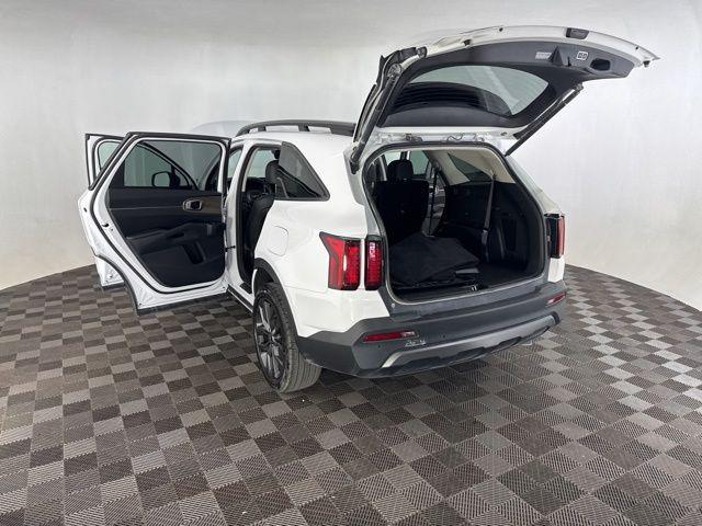 used 2023 Kia Sorento car, priced at $30,001
