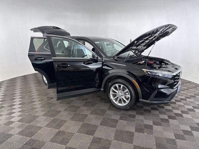 used 2025 Honda CR-V car, priced at $35,000