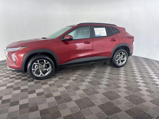 used 2025 Chevrolet Trax car, priced at $20,800