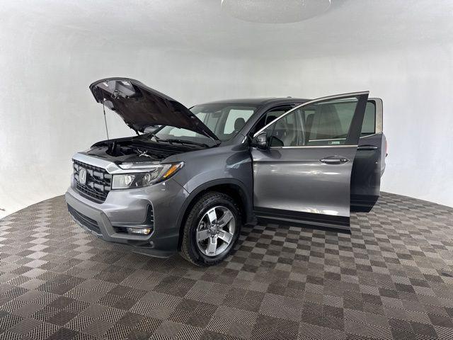 used 2025 Honda Ridgeline car, priced at $36,000