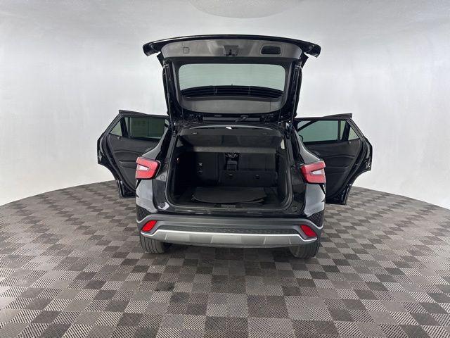 used 2025 Chevrolet Trax car, priced at $20,600