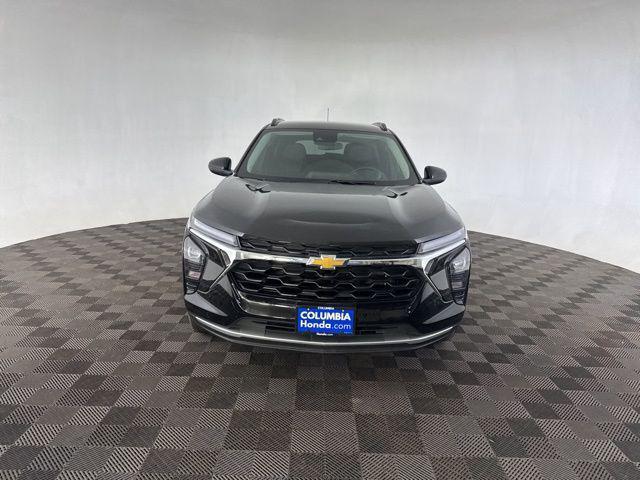 used 2025 Chevrolet Trax car, priced at $20,600