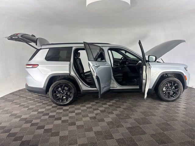 used 2024 Jeep Grand Cherokee L car, priced at $28,500