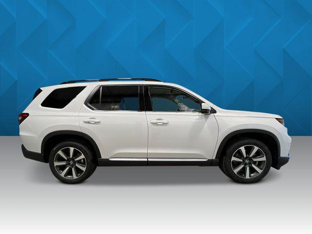 new 2025 Honda Pilot car, priced at $47,754