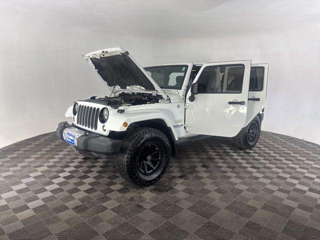 used 2015 Jeep Wrangler Unlimited car, priced at $15,900