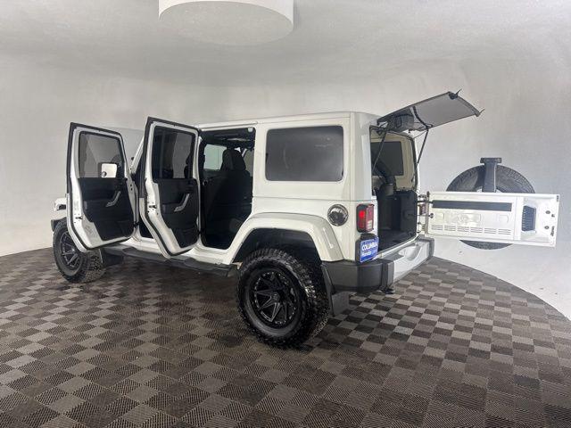 used 2015 Jeep Wrangler Unlimited car, priced at $15,900