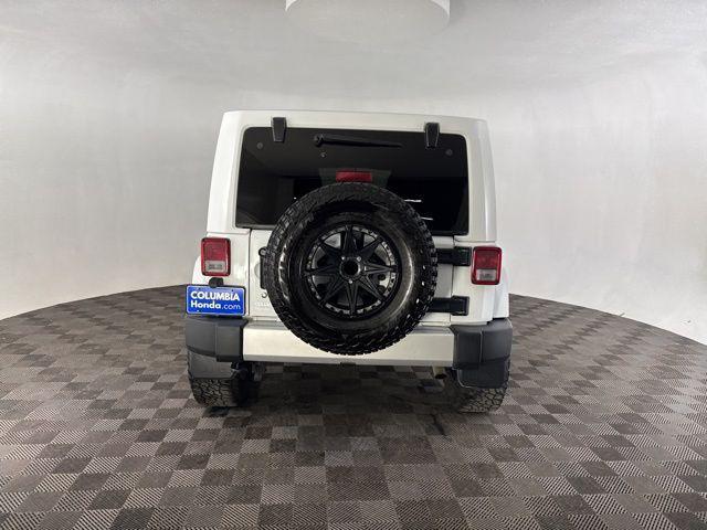 used 2015 Jeep Wrangler Unlimited car, priced at $15,900