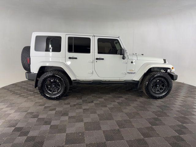 used 2015 Jeep Wrangler Unlimited car, priced at $15,900