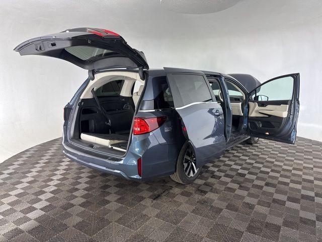 used 2026 Honda Odyssey car, priced at $40,000