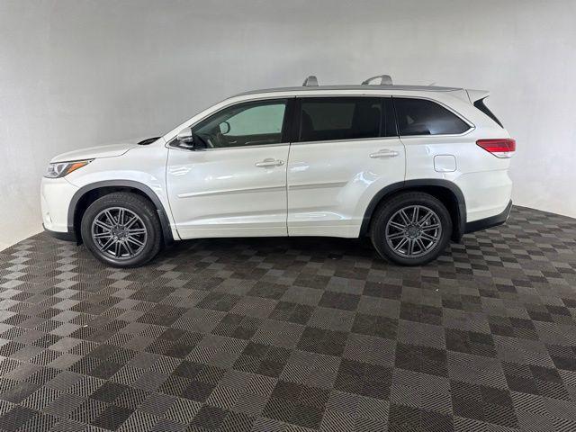 used 2017 Toyota Highlander car, priced at $16,887