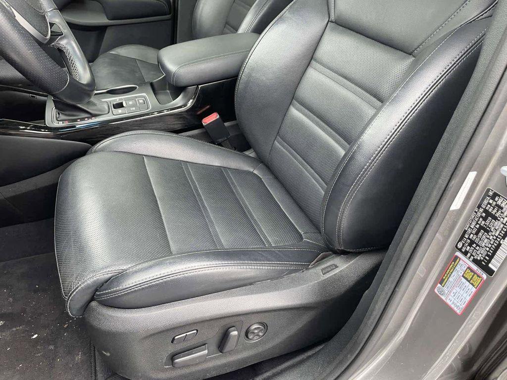 used 2019 Kia Sorento car, priced at $19,498