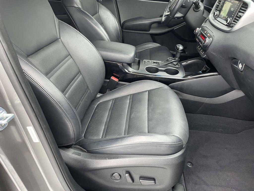 used 2019 Kia Sorento car, priced at $19,498