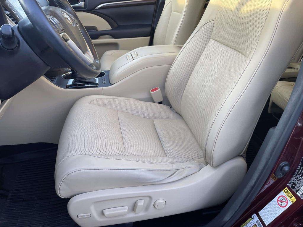 used 2016 Toyota Highlander car, priced at $19,498