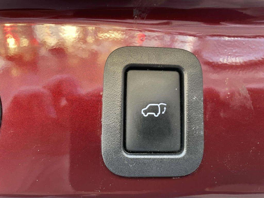 used 2016 Toyota Highlander car, priced at $19,498