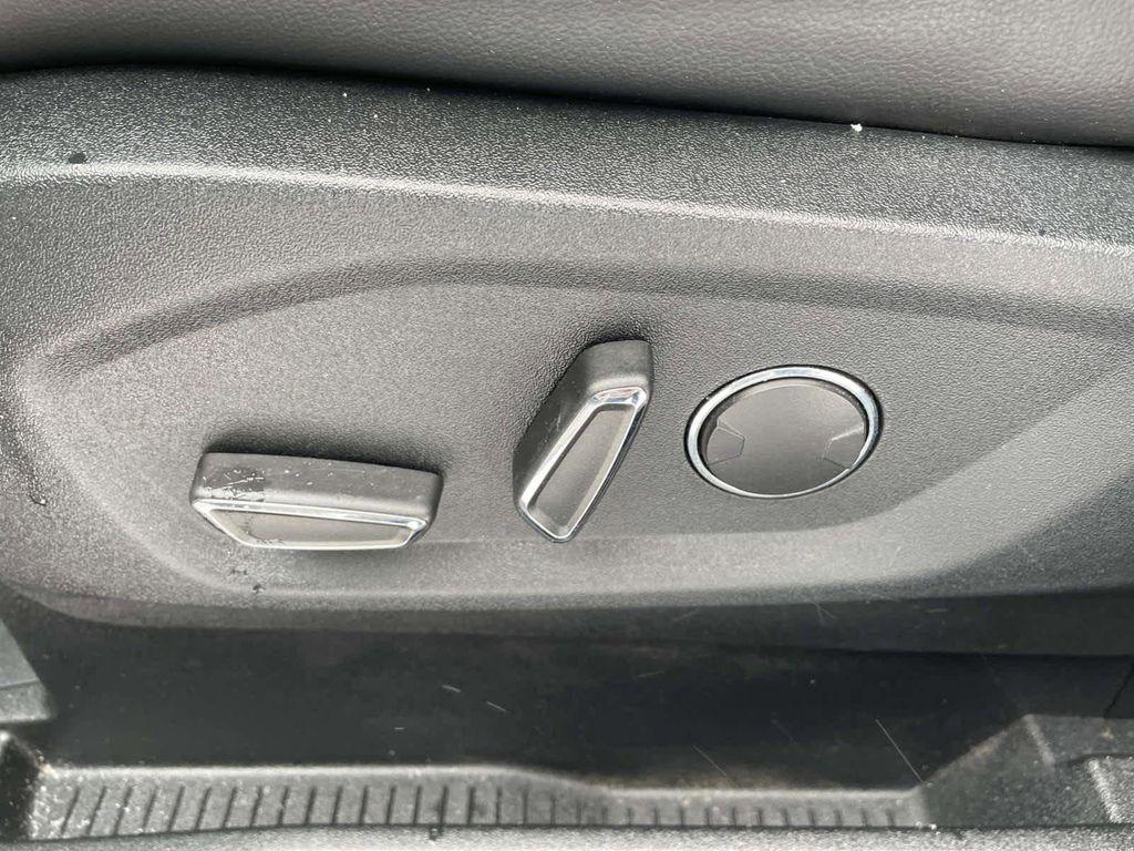 used 2019 Ford Edge car, priced at $19,498