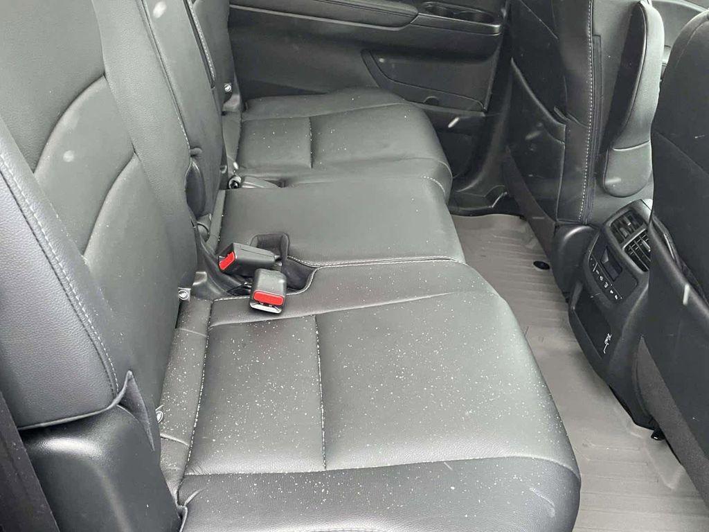 used 2021 Honda Pilot car, priced at $24,998