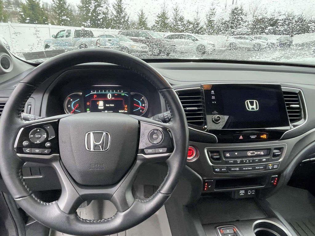 used 2021 Honda Pilot car, priced at $24,998