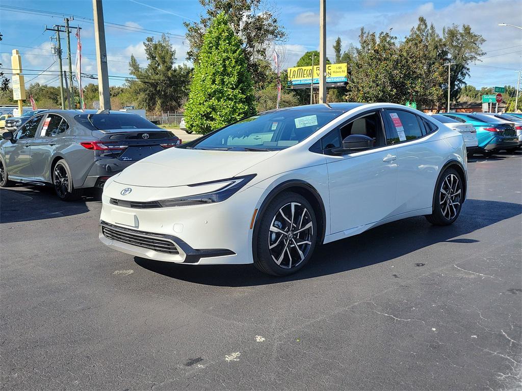 new 2026 Toyota Prius Plug-In Hybrid car, priced at $44,647