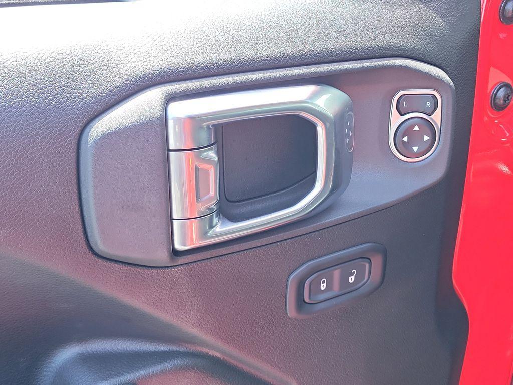 used 2026 Jeep Wrangler car, priced at $39,504