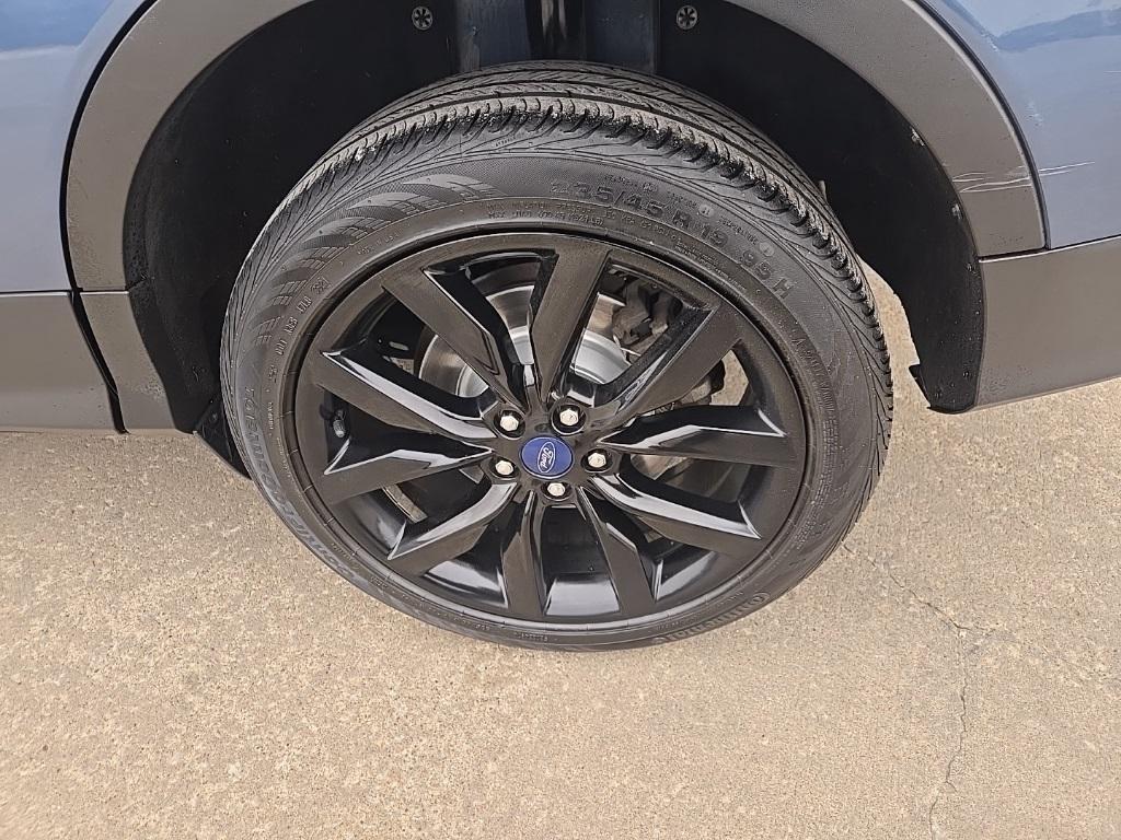 used 2018 Ford Escape car, priced at $10,995