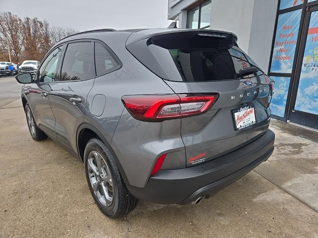 used 2025 Ford Escape car, priced at $25,500