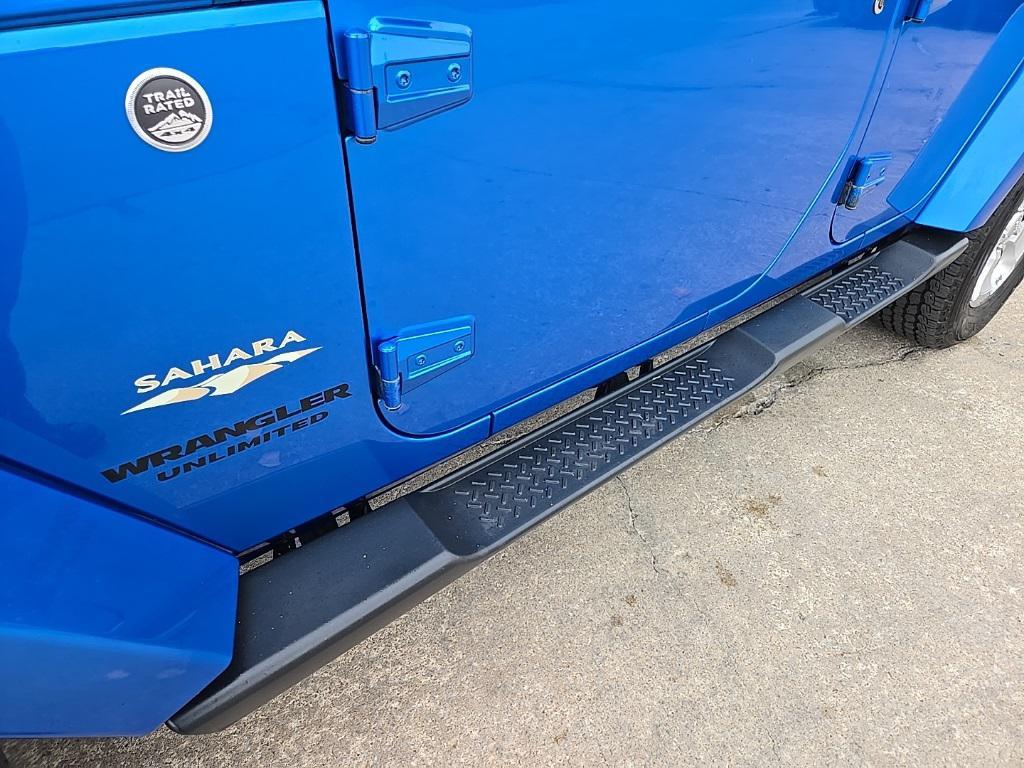 used 2015 Jeep Wrangler Unlimited car, priced at $16,900