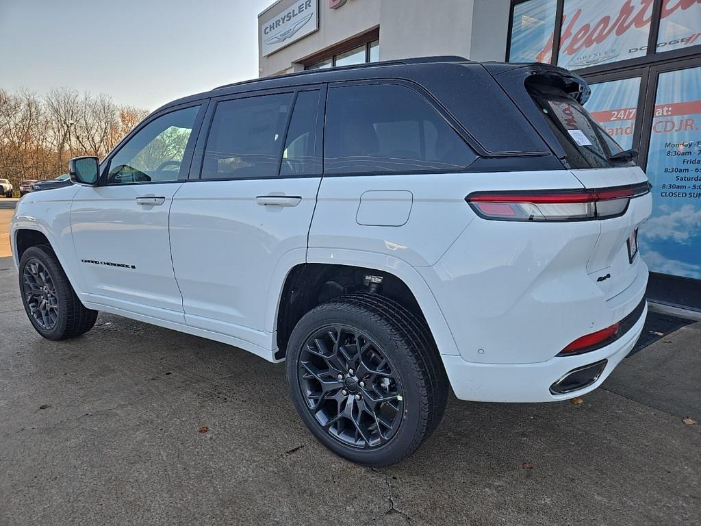 new 2025 Jeep Grand Cherokee car, priced at $59,025